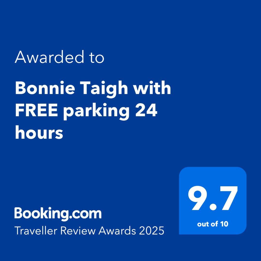 Апартаменты Bonnie Taigh With Free Parking 24